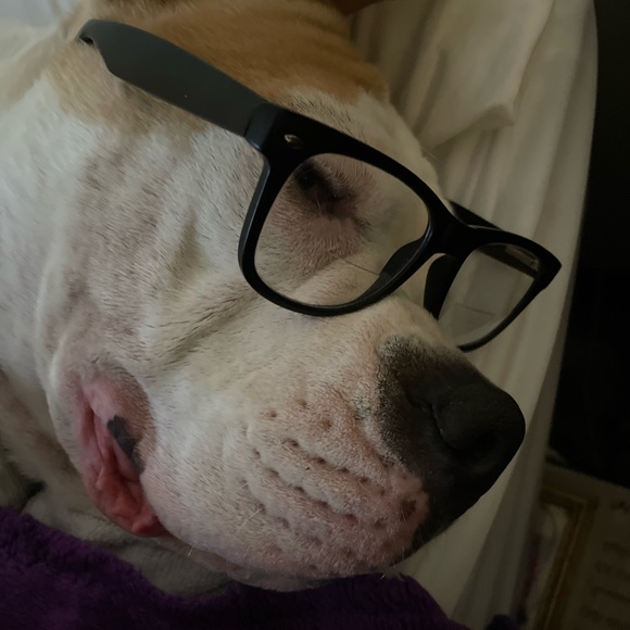 Meet your Posher, Tiffany - Picture 1 of 2